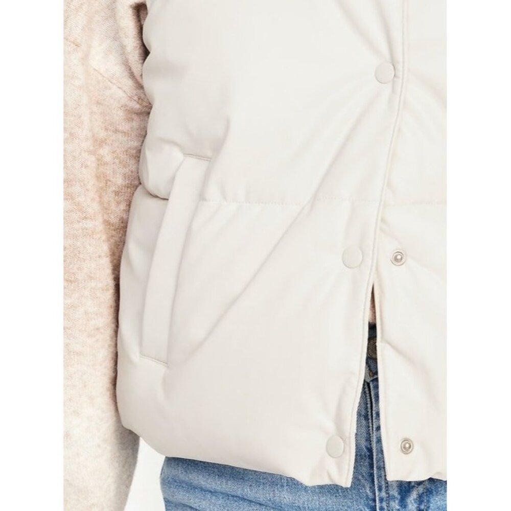 Old Navy Womens Faux-Leather Quilted Puffer Vest Sz 3X Silver Gray Pockets NWT - Picture 4 of 8